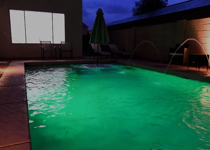 Villa 4 Season Heated Dream Pool Jacuzzi Sauna *