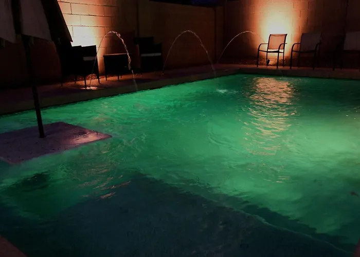4 Season Heated Dream Pool Jacuzzi Sauna Villa *